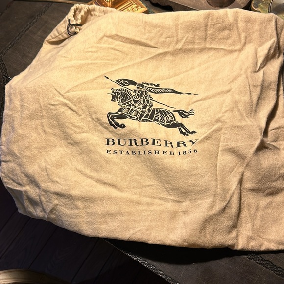 BURBERRY HANDBAG - Picture 12 of 16